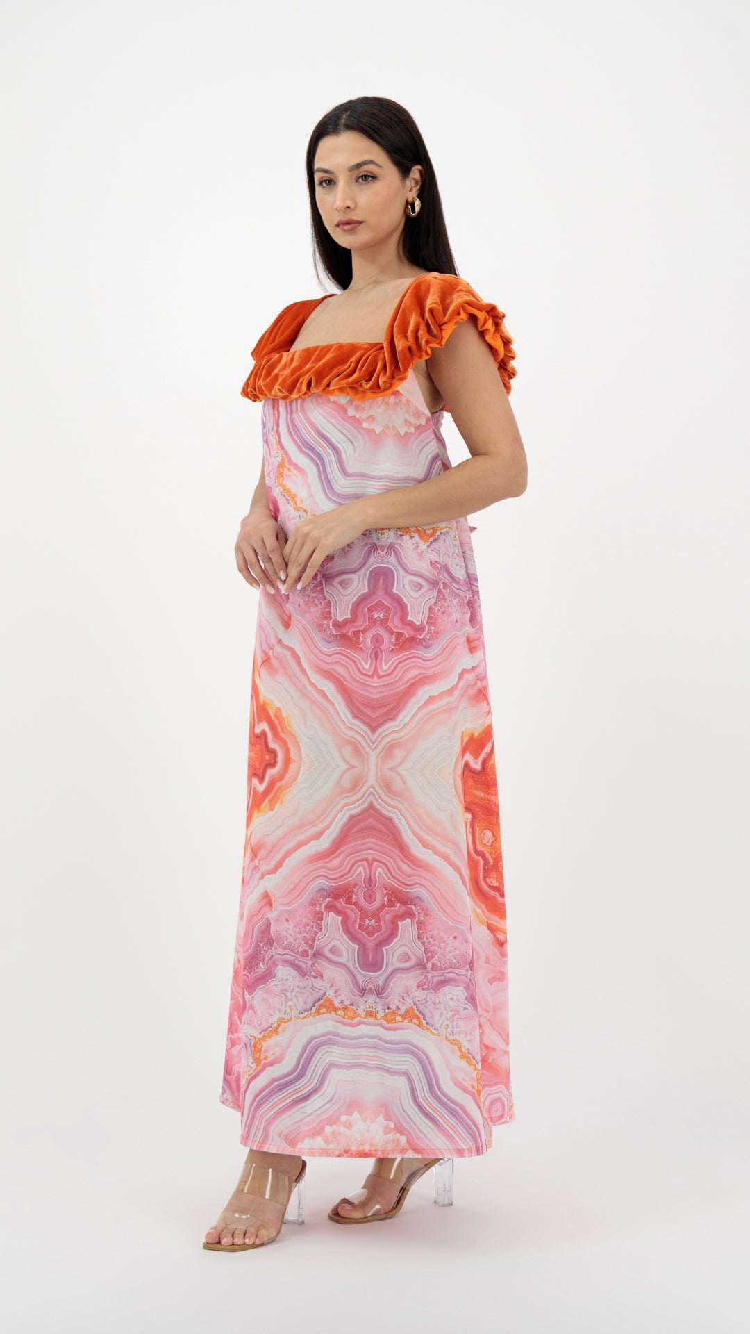 فستان منسدل مطوي من الشيفون الحريري المطبوع