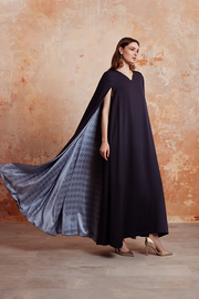 long dress with cape sleeves in crepe